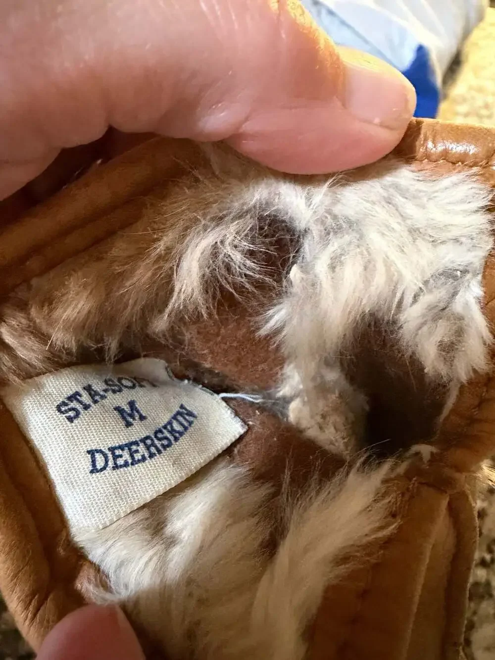 Sta-Soft Tan Deerskin Gloves with Fur Lining (that’s falling out)